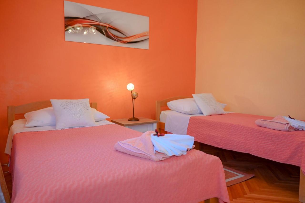 Apartment Damir Trogir Exterior foto